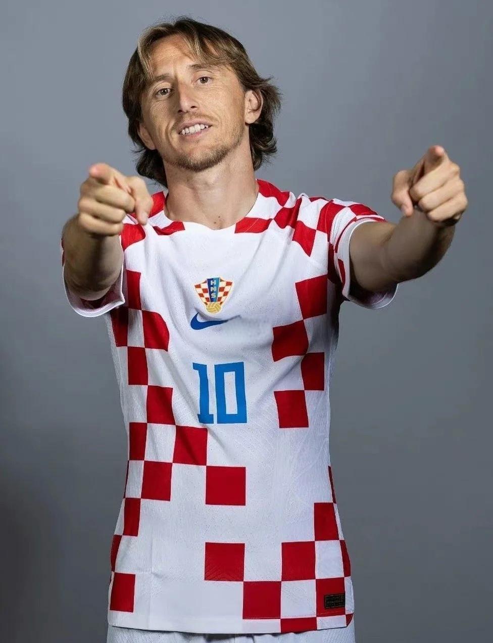 决赛预演！利物浦vs纽卡，萨拉赫状态火热，欲一战定双冠基调！