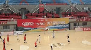 斩龙还是跟龙？深度分析两种截然不同的实战流派。（斩龙抑或随龙：两大实战流派的深度拆解）